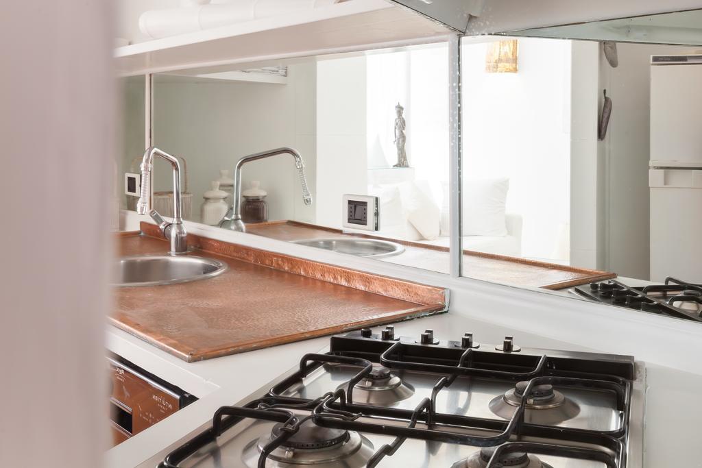 Honey Navona Deluxe Apartment Rome Room photo